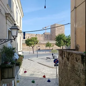 Dimora Arco - Old Town Couette-café